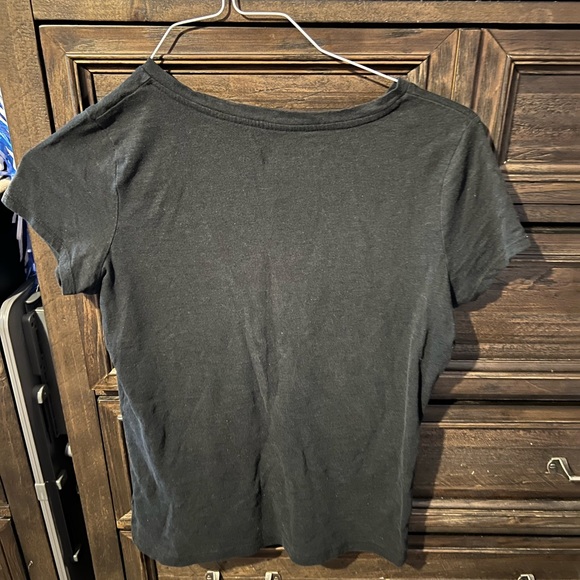 Basic black tshirt - Picture 2 of 2